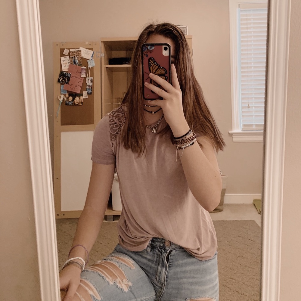 pink soft & sexy american eagle lace top